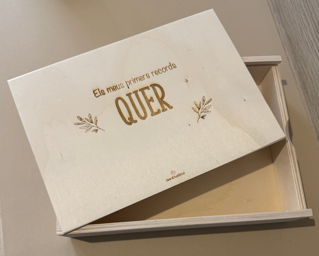 Caja “mis primeros recuerdos”