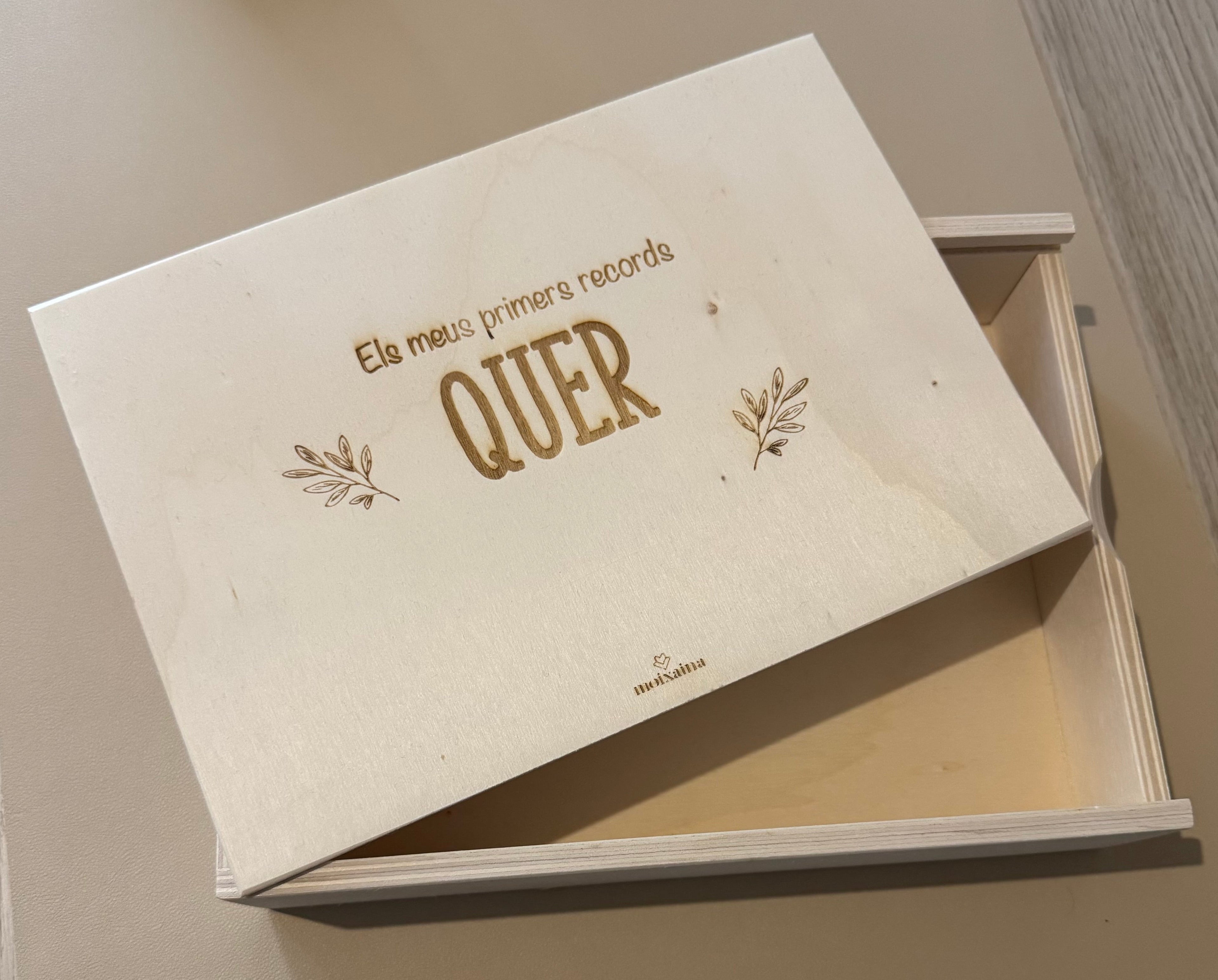 Caja “mis primeros recuerdos”