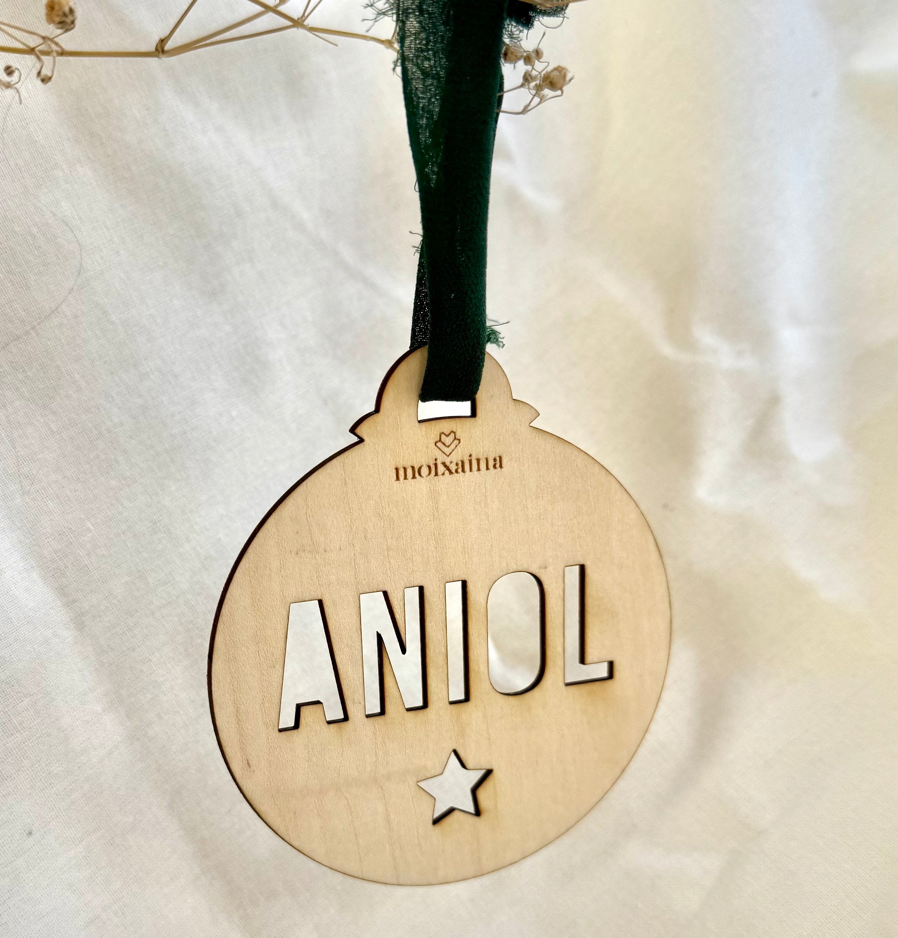 Bola de Navidad de madera personalizada