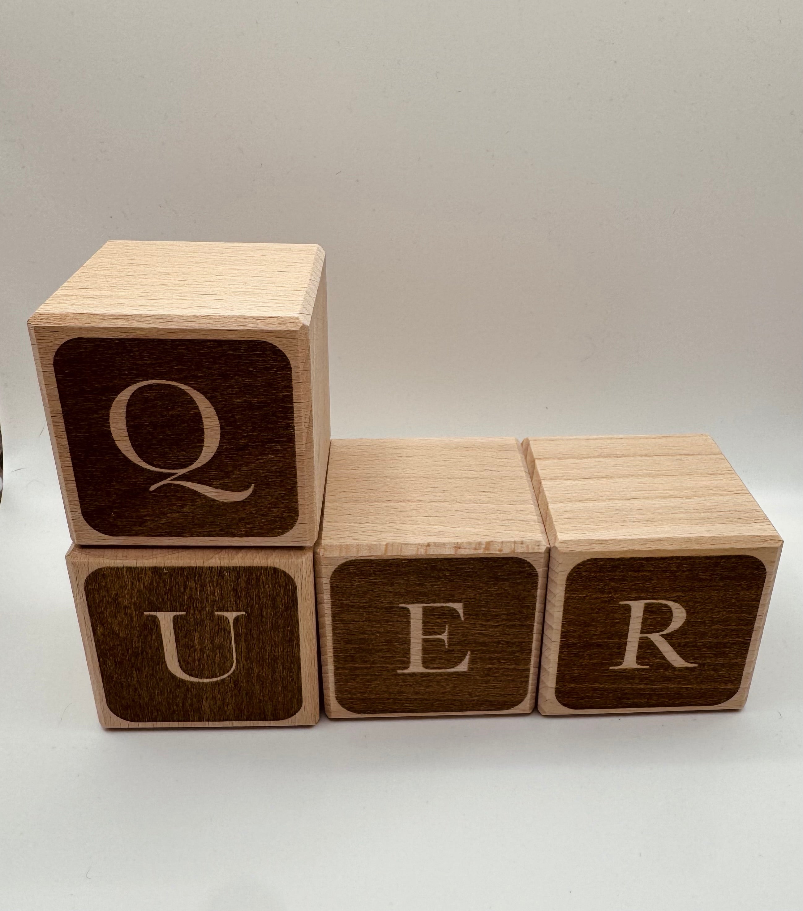 Cubos de madera iniciales